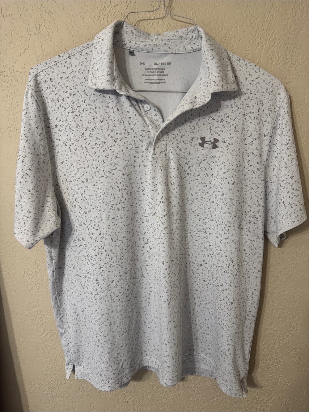 Under Armour Men’s Light Gray Micro-Pattern Performance Polo